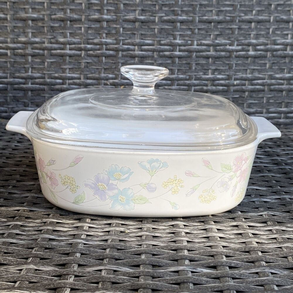 Corning Ware A-2-B Pastel Bouquet 2 Liter Casserole Dish Pyrex Glass Lid A-9-C